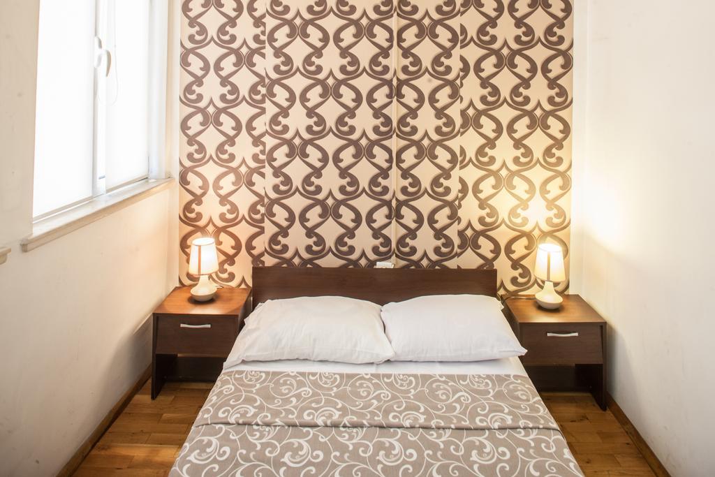 Sofia Central Guest Rooms Phòng bức ảnh