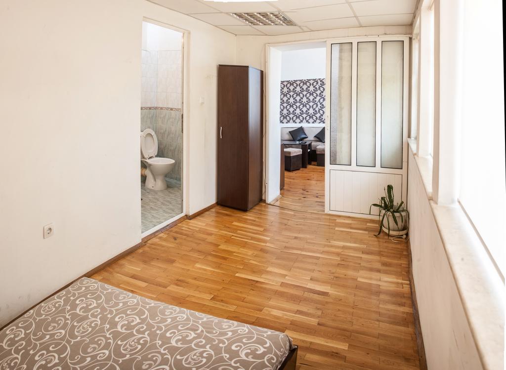 Sofia Central Guest Rooms Phòng bức ảnh