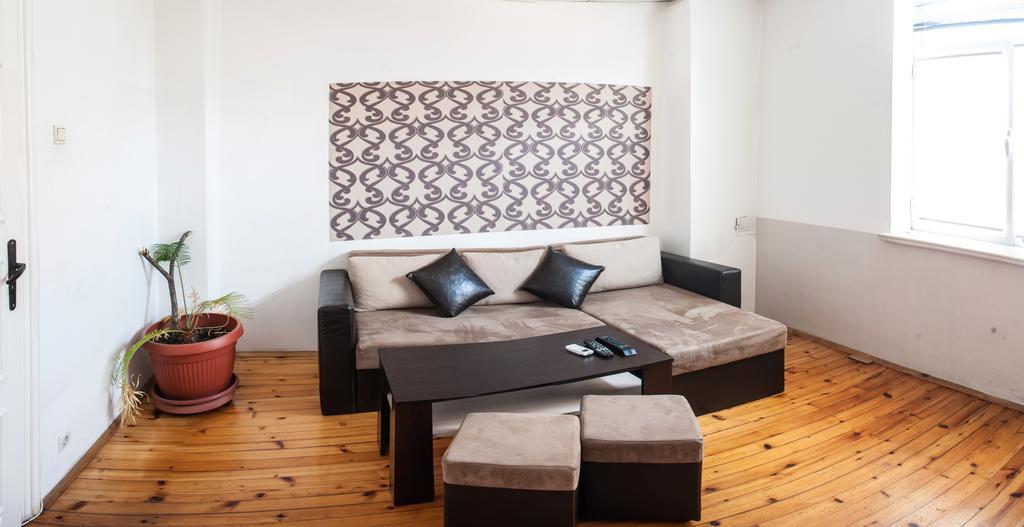 Sofia Central Guest Rooms Phòng bức ảnh