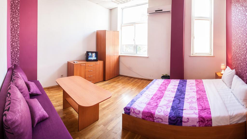 Sofia Central Guest Rooms Phòng bức ảnh