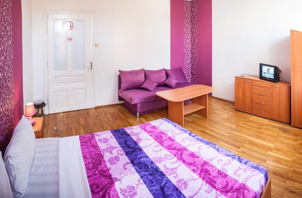 Sofia Central Guest Rooms Phòng bức ảnh